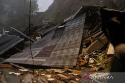 Tiga warga Gowa Sulsel dilaporkan meninggal tertimbun longsor