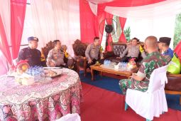 Kapolda Jambi pantau pengamanan jelang malam misa natal