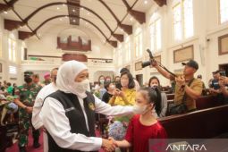 Gubernur Khofifah ajak masyarakat jaga kedamaian Natal 2022