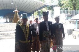 Konflik Keraton meluas ke penetapan putra mahkota