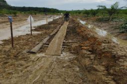 Jalan desa hancur, Ketua Forum CSR Aceh Tamiang pertanyakan tanggung jawab sosial perusahaan
