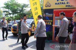 Kapolres bersama Dandim tinjau pospam dan posyan