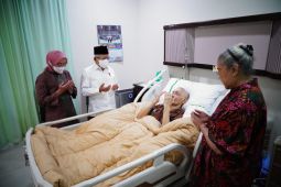 Wapres besuk Try Sutrisno di RSPAD Gatot Soebroto