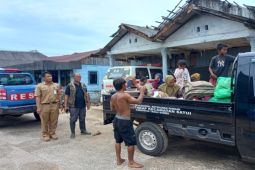 Tanah Bumbu salurkan bantuan bencana rob