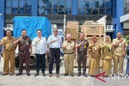 Diskop Babel dan UMKM Serahkan Bantuan Alat Produksi Untuk Pelaku Usaha
