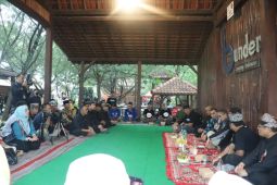 Sambut 2023, Menparekraf semangati pelaku pariwisata Banyuwangi