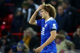 Dua gol bunuh diri Wout Faes bantu Liverpool menang 2-1 atas Leicester