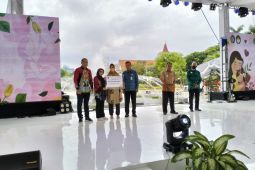 BPJS Ketenagakerjaan Juanda serahkan santunan kematian Bunda PAUD
