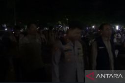 Ribuan warga padati objek wisata pantai selatan Sukabumi saat malam Tahun Baru