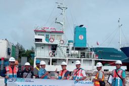 PT Pelindo Regional 2 Tanjung Pandan lepas keberangkatan kapal terakhir 2022 dan sambut kapal pertama 2023