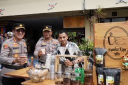 100 personel Polresta Denpasar jalani kenaikan pangkat