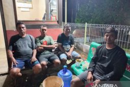 SAR Pangkalpinang berhasil temukan empat orang kru kapal Tugboat tenggelam