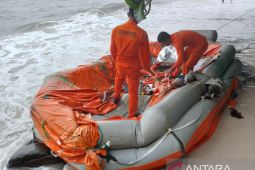 Tim SAR Pangkalpinang cari enam dari 10 kru kapal Tugboat  tenggelam