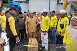 Gubernur Bengkulu beri bantuan nelayan senilai Rp1,9 miliar