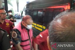 Kejagung tetapkan tiga tersangka BAKTI Kominfo