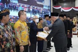 Pemprov  Kaltim berikan penghargaan kepada 23 tokoh daerah
