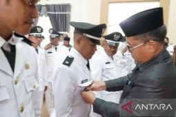 Bupati Gorontalo Utara harap tidak ada Kades tersandung hukum