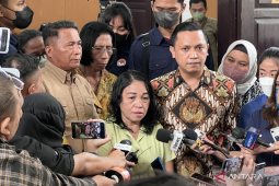 Ibu Bharada E telah bertemu dengan keluarga Alm Brigadir J