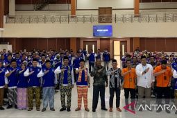 Disdukcapil Bekasi luncurkan seragam khusus layanan basmi calo