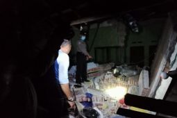 Tiduran di kamar, bujangan di Tulungagung tewas tertimba tembok rumah