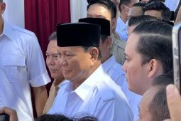 Prabowo sebut pertemuan Presiden dan menterinya adalah rahasia