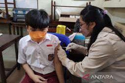 Angka penyintas COVID-19 di Indonesia naik menjadi 6.637.815 jiwa