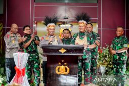 Kapolri: TNI-Polri terus kawal kebijakan Presiden di Papua
