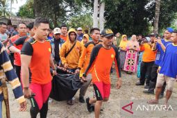 Tim gabungan temukan jenazah korban hanyut di Padengo Pohuwato