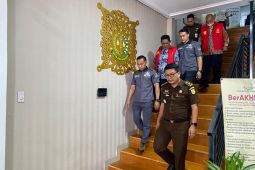 Kejari Sabang tahan dua tersangka korupsi pembebasan tanah