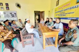 Kelompok Tani Hutan Situbondo sesalkan penurunan papan peta KHDPK