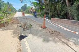 Jalan nasional Kalsel  jangan sampai "sudah jatuh ditimpa tangg pula"
