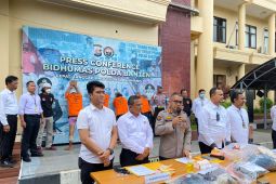 Polda Banten menangkap empat tersangka pembunuh dua orang di Lebak