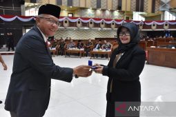 DPRD Kaltim gelar paripurna pelantikan PAW dari Partai Gerindra