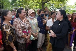 Ketua DPR tinjau aktivitas pelaku UMKM di Serangan
