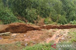 BPBD Cianjur catat 4 rumah terancam pergerakan tanah