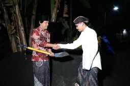 GGN Jatim serahkan bantuan pembangunan asrama ponpes di Trenggalek