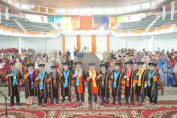 Unja kukuhkan 10 guru besar baru wujudkan kampus kewirausahaan kelas dunia