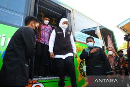 DPRD Jatim prihatin halte Bus Trans Jatim dirusak