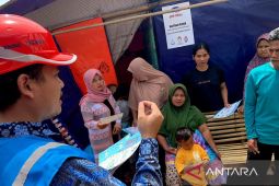PLN berikan sambungan listrik sementara untuk huntara penyintas gempa Cianjur