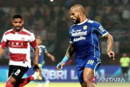 Liga 1: Madura United gagal ke puncak klasemen usai dipermalukan Persib