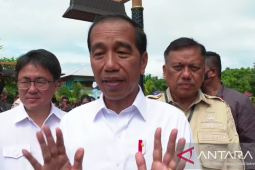 Jokowi: prokes paling penting saat terima turis China