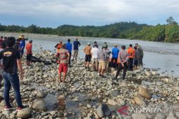 Basarnas Bengkulu cari warga Kaur yang hanyut di sungai