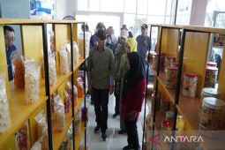 Gunungkidul miliki gedung sentra IKM di Pantai Krakal