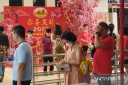 Perayaan Imlek di Vihara Borobudur Medan berlangsung aman