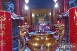 Ratusan wisatawan kunjungi kelenteng tertua di Pangkalpinang