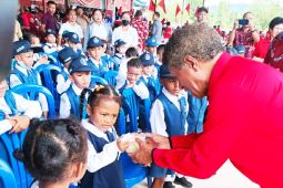 Pemerintah Biak terima pelimpahan ratusan guru SMA/SMK