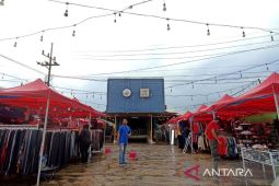 Animo masyarakat Surabaya cari barang "second hand" impor tinggi