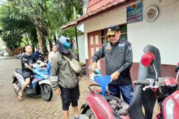 Ketua DPRD Kalsel sediakan nasi 5.000 jamaah Haul Guru Sakumpul