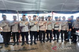 Polresta Banjarmasin bagikan makan gratis untuk jamaah Haul Guru Sekumpul