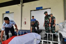 Jenazah prajurit TNI yang gugur di Papua dimakamkan di Bima